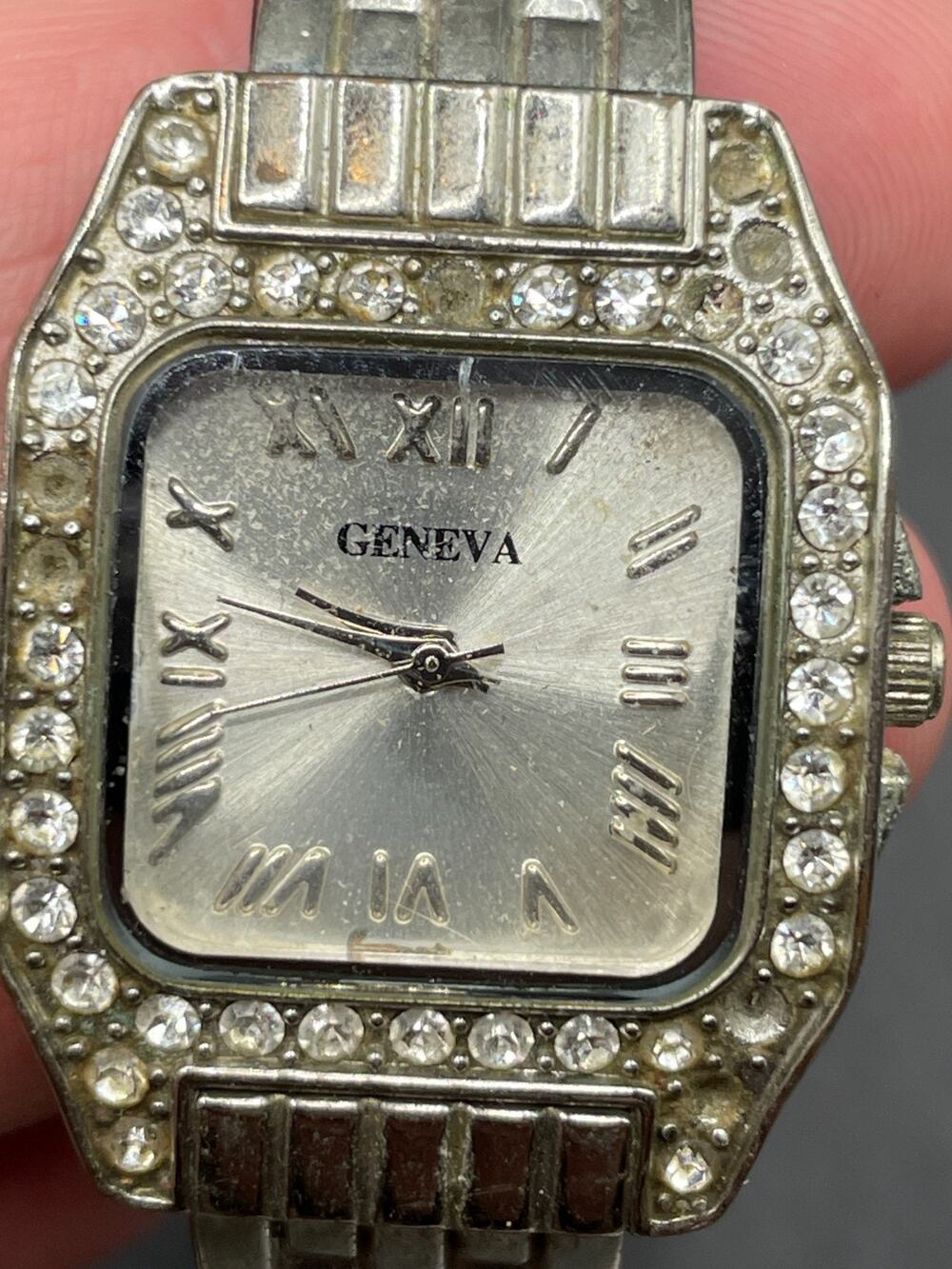 Geneva Classy Rhinestones Bezel Silver Tone Cuff Band Wristwatch Water Resistant